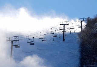 稚内市こまどりスキー場へのアクセス 道央自動車道高速ドライブ 道北 稚内市こまどりスキー場 初心者向け